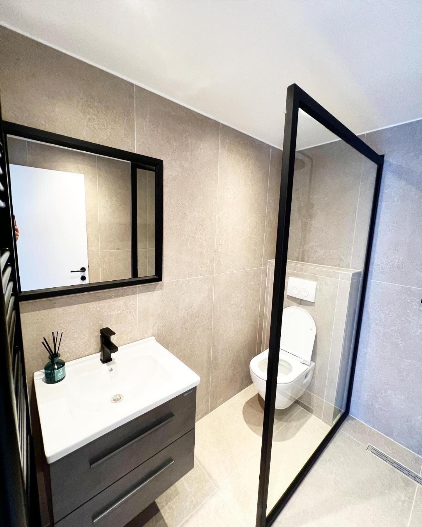 Mayfair Suites Antwerpen Exteriör bild