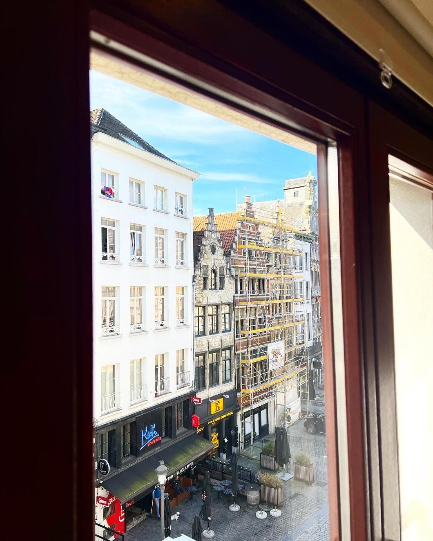Mayfair Suites Antwerpen Exteriör bild